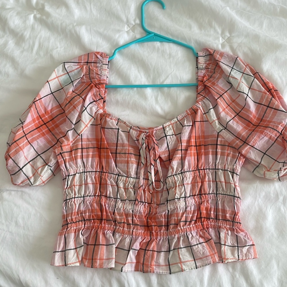 cute pink checkered top